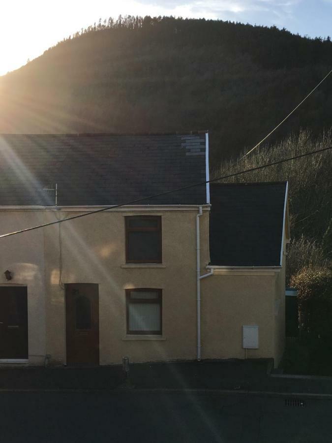 Selah Cottage, 21 Queen Street Pontrhydyfen Eksteriør billede